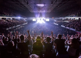 Música, deporte y coches llenan Navarra Arena