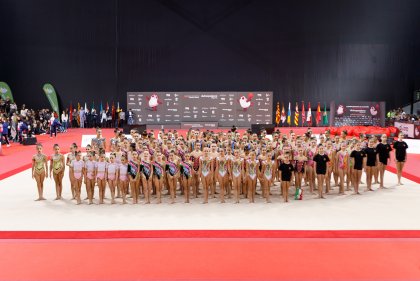 Cintas, mazas y mucha emoción por los pasillos de Navarra Arena